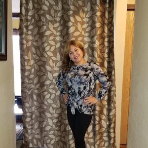 Meet your Posher, Beatriz